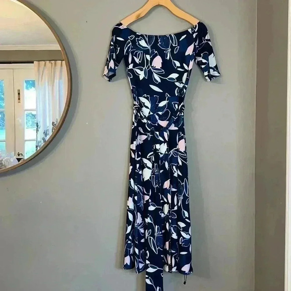 YUMI Kim Floral Off the Shoulder Dress Size‎ XS - Picture 2 of 10